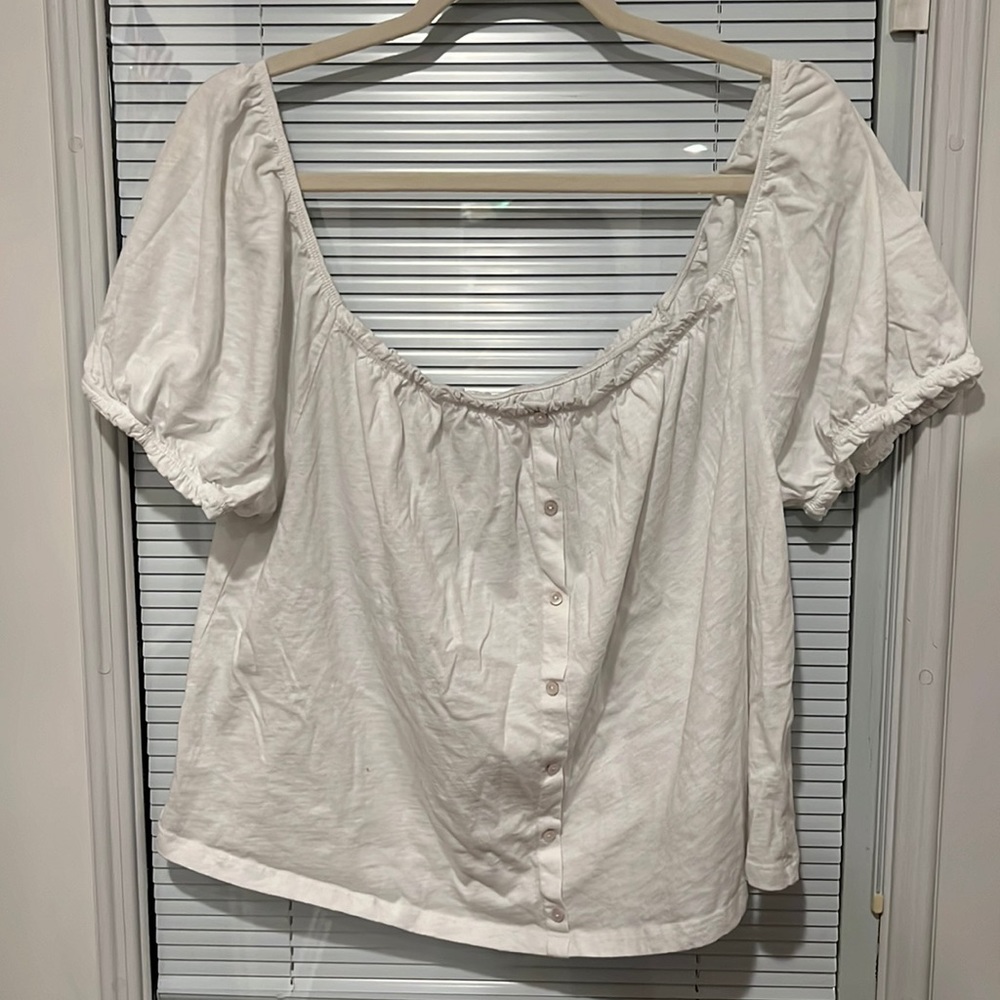 American Eagle peasant shirt